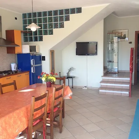 Daire Alba Raimondo House *