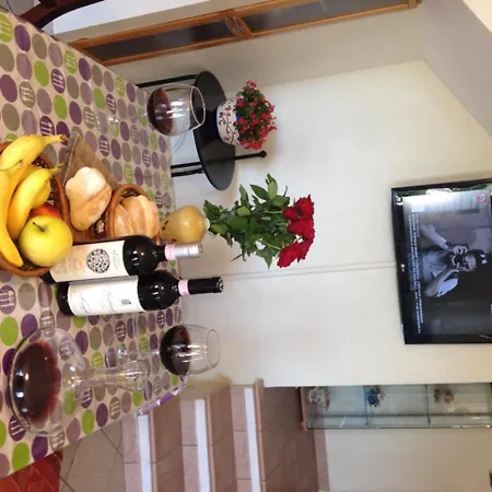 Alba Raimondo House *