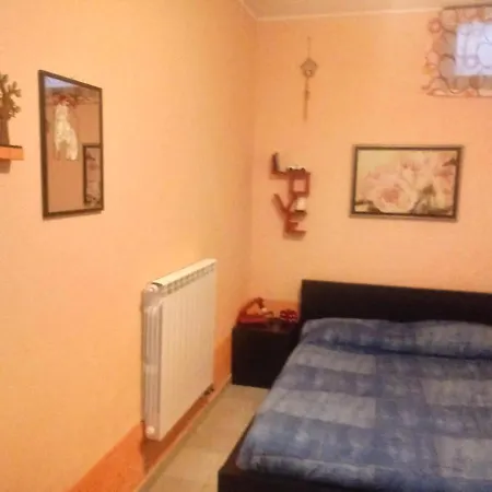 Apartamento Alba Raimondo House *